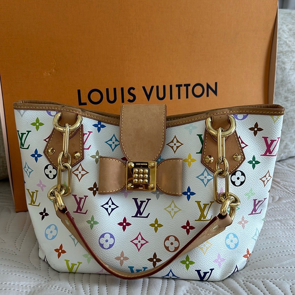 Authentic Louis Vuitton white multicolor Annie with dustbag